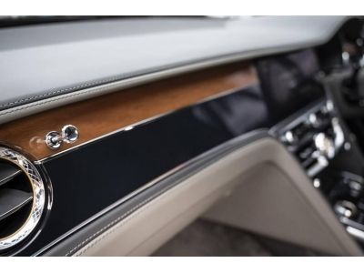 Bentley Flying spur W12 twin turbo AAS full specปี21 รถออกศูน AAs waranty เหลือเต็มๆ ใช้งาน 9000 กิโล คันนี้สั่งออฟชั่นพิเศษ รถใหม่ 27.5 ล้าน (มีไฟแนนซ์เหลือ 22ล้าน) รูปที่ 15